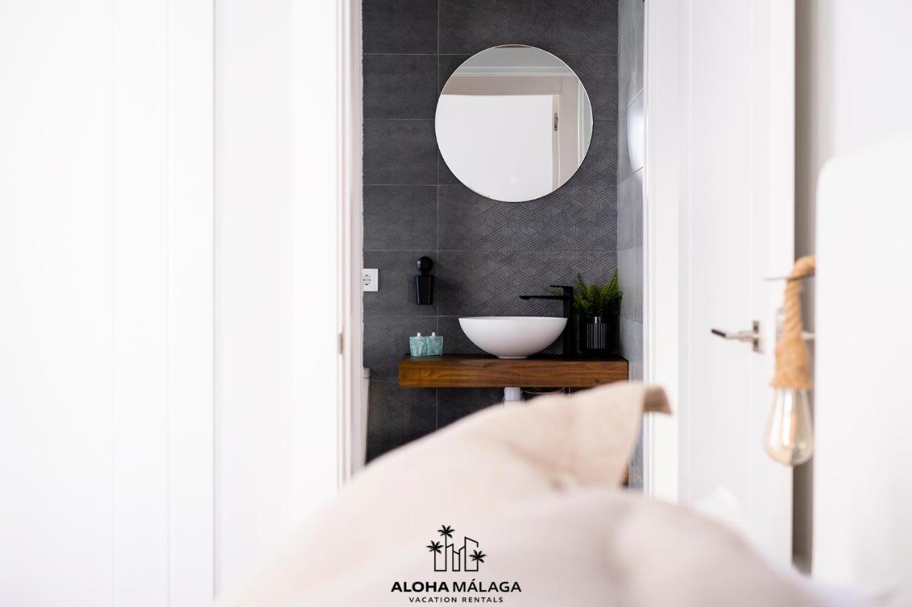 Апартаменты Luxury Duplex With Pool And Padel Court In Town Малага Экстерьер фото