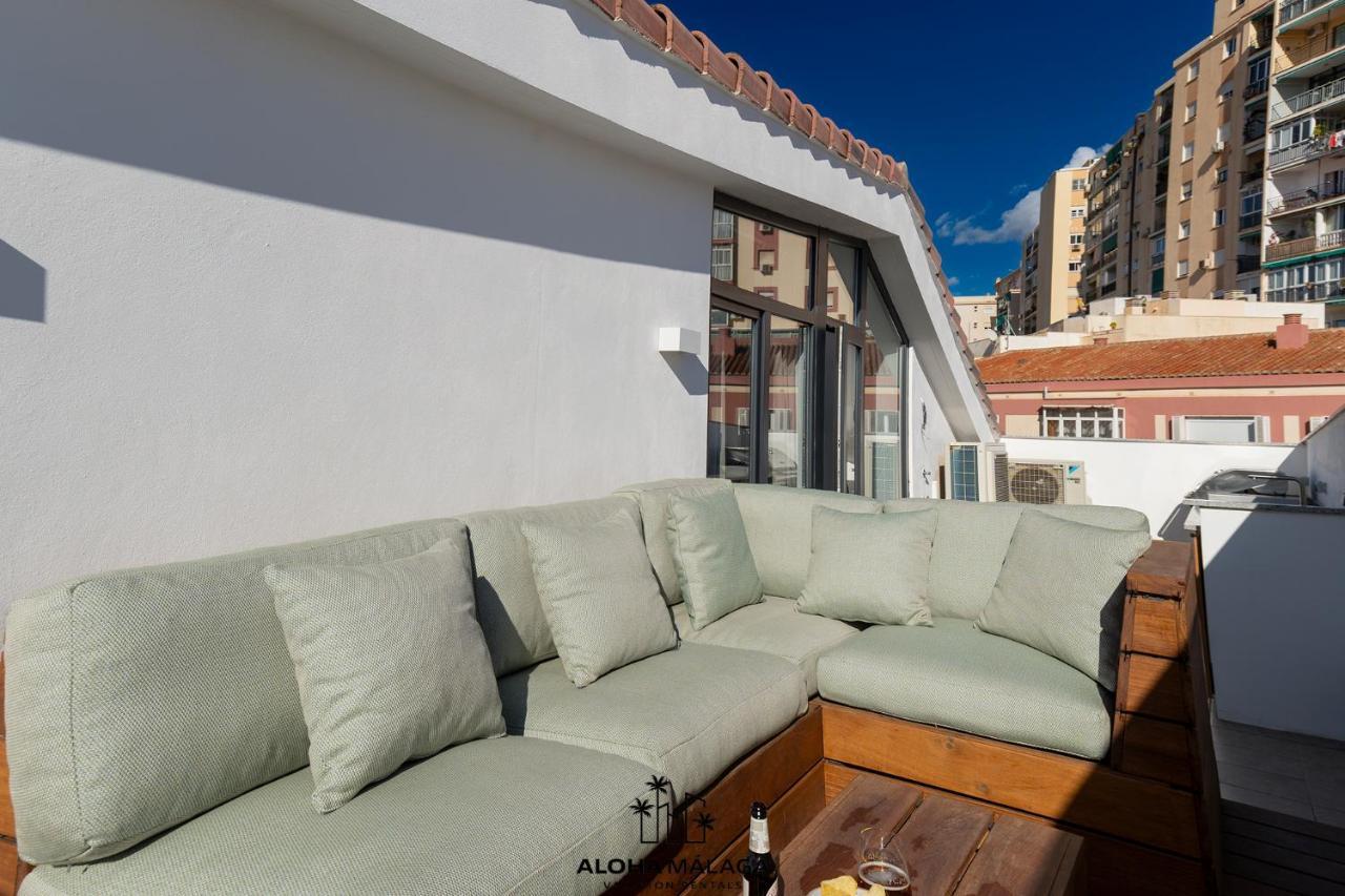 Апартаменты Luxury Duplex With Pool And Padel Court In Town Малага Экстерьер фото